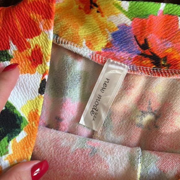 Floral print pastel and neon skort shorts - Picture 3 of 5